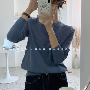 เสื้อสเวตเตอร์ถักคอตั้งสีดำบางสำหรับผู้หญิงในฤดูใบไม้ร่วง เสื้อชั้นในถักนุ่ม สไตล์เกาหลี ทรงหลวม แขนยาว ปกติ