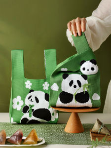 กล่องของขวัญถักลายหมีกวางตุ้ง กระเป๋าถือ กล่องของขวัญวันเกิด กล่องของขวัญวันเฉลิมพระชนมพรรษาสำหรับเด็ก กล่องของขวัญวันปีใหม่