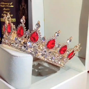 Crown bridal headpiece - Royal King and Queen Crown - Ball gown style (suitable for weddings birthd