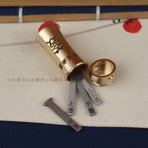 ทองแดงบริสุทธิ์พวงกุญแจ Antique Bronze นักเรียนกระเป๋าเป้สะพายหลังแขวนเครื่องประดับสําหรับกระเป๋ากุญแจรถสไตล์อุปกรณ์เสริมสําหรับกระเป๋า