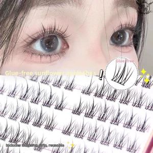 Self-adhesive Lightweight Easy-to-Apply Segmented Fake Eyelashes