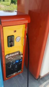 ตู้เติมลมหยอดเหรียญ อัตโนมัติแบบปั๊มลม ระบบTimer นับเวลาถอยหลัง สินค้าพร้อมใช้