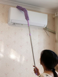 Extendable Feather Duster for Hard to Reach Areas under Bed Ceiling And Spiders Web Household Cleaning Tool Dusting Brush