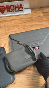 LC-09 Sarung Laptop Universal for Macbook Air Asus Acer Stand Sleeve PU Leather Kulit Sarung Pouch Ukuran 13 14 Inch Aksesoris Laptop Soha Pouch Laptop Coklat Hitam Abu-Abu - Lazada