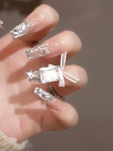 Handmade Platinum Pure Desire Long Nail Strips Snow Grass Flashing Gentle White Enhancing Wearable Nails Elegant Beauty Tools