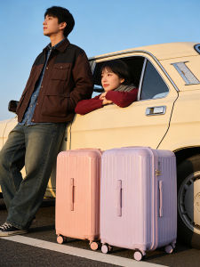 Light Go | Large Capacity Deep Hold Reinforced Luggage