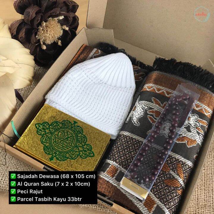 Hampers Gift B Kado Cowok Sajadah Al Qur'an Peci Tasbih Kado Ultah ...