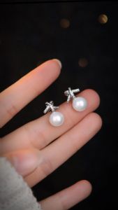 Bông Tai Hạt Nơ Zircon Bạc Nguyên Chất S999