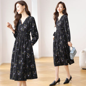 Impression Fashion Store Women Elegant Chiffon Floral Print V-neck Fitted Waist Pleated Swing Midi Dress