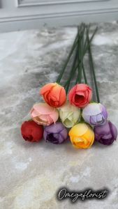 Mini Rose Bud Buatan: Aksesoris Pajangan Rumah yang Cantik