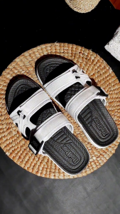 Sandal Selop RedRox Pria HELAS EXPLORE Casual Cowok Hitam Putih ATHENA Terbaru VORN - 01