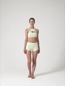 ali9 ยุโรปและอเมริกาข้ามพรมแดนสาวร้อนยกสะโพกกางเกงออกกำลังกายขาสั้นผู้หญิง 2024 กางเกงโยคะเอวสูงสีตัดกันบาง