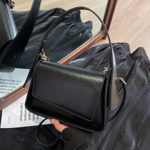Fashionable Urban Minimalist Womens Crossbody Bag Single Shoulder Underarm Office Small Square Bag Magnetic Buckle Closure