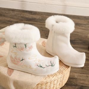 Autumn Winter Embroidered Hanfu Shoes Womens Booties Fleece Lined Inner Heightening Matched with Horse Tailed Skirt