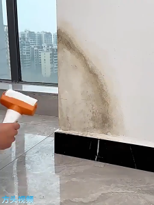 500g Wall Repair Paint Roller Water-Based White Interior Wall Paint with Built-In Wide Roller DIY Home Wall Touch Up for Bedroom Living Room Hallway