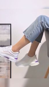 2025 ใหม่ รุ่นQ33 รองเท้าผ้าใบผู้หญิง สไตล์เกาหลี รองเท้าวิ่ง เสริมส้น4.5ซม.ไซส์ 35-42 มี 2 สี น้ำหนักเบาใส่สบาย เหมาะกับใส่กลางแจ้ง