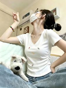 V.C.I | Design Wrinkle Waist Slimming V-neck T-shirt