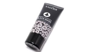 Blackmask Charcoal Clay Mask Masker Pengangkat Komedo Eksfoliasi Mengangkat Sel Kulit Mati Menghilangkan Minyak Berlebih