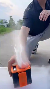 Quạt Đeo Thắt Lưng Quạt Điều Hòa Đeo Hông Siêu Mát Pin Lithium 12.000mAh Có Kèm Cổng Sạc Dự Phòng  Bảo Hành 12 Tháng