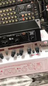 Power Limiter DBX 166XS Dual Compressor/Limiter Gate Bring a more professional sound to your mix