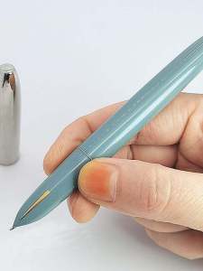 Iridium Fine Tip Pull Up Filling Fountain Pen