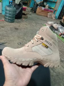 SEPATU SAPETY PRIA DELTA AGLS PENDEK TACTICAL BOOTH