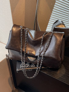 Womens Retro Chain Large Capacity Tote Bag Fashionable Shoulder Crossbody Bag Commuting Underarm Bag Casual Simple Style