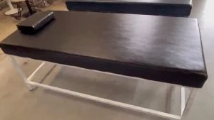 เตียงนวด + เจาะรู + มีหมอน BS316     เตียงนวดตัว    เตียงสปา    เตียงตรวจโรค  เตียงขัดผิว  เตียงนวดน้ำมัน  เตียงทำตัว   แข็งแรง  เบาะหนา   เลือกสีเบาะทักแชท