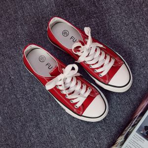 Retro Canvas Slip-On Shoes for Couples Spring Autumn New Style Womens Casual Skateboard Shoes Student Low Top Rubber Sole