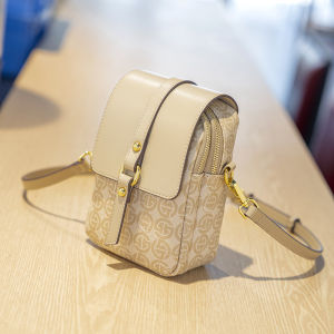 Womens Vertical Mobile Phone Bag Fashionable Versatile Small Crossbody Bag Korean Style Summer New Arrival PU Leather