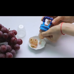 จุกนมซิลิโคนดูดผักผลไม้ เครื่องช่วยป้อนอาหารทารก 6M+ ใช้เป็นยางกัดนุ่มๆ | ฝึกการดูดและบดเคี้ยว พร้อมส่ง จุกนมซิลิโคนดูดผักผลไม้