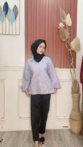 kemeja wispy wanita/ kemeja wanita terbaru 2025/ Julia Top / Kemeja Slim Fit - Atasan Wanita - Fabric Cotton with two pleated on the waist (Slim Effect) - Julia Top - Kemeja Slim Fit - Atasan Wanita - - Office Fits Casual Baju - Office Fits