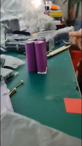 [56] Box sạc dự phòng 100w 4 cell 21700 màn hình LCD hiển thị sắc nét ( Không bao gồm pin )