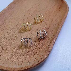 Bông tai nữ bốn móng thời trang Hàn Quốc chất liệu bạc 925 nguyên chất