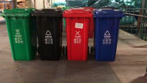 ถังขยะ พลาสติก 240L/260L ฝาเรียบ (มีล้อ) ถังขยะ (สี เขียว/น้ำเงิน/แดง/ดำ/เหลือง) ถังขยะกทม. ถังขยะนอกบ้าน ทนทาน ใช้งานได้ยาวนาน