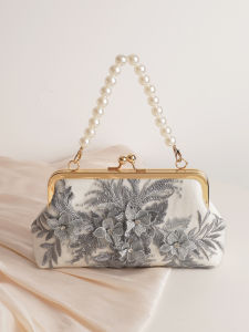 New Chinese Style Handbag for Cheongsam Evening Gown Small Crossbody Shoulder Bag with Metal Chain Strap Artistic National Style