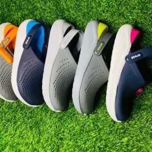 Crocs รองเท้า Crocs Lite Ride สี 36-40 ซึ่งเป็นโตรองเท้า Crocs LR ที่มีฟุ่นและเตะ ราคายาน ระมัดระหว่าง 1,295฿ ราคาประหยัด สำหรับผู้หญิง