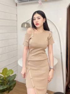 🌈 MesubShop 🌈 เดรสไหมพรม แต่งกระดูม ไม่โป๊ 📜 สำหรับลูกเล่นช่วงไหล่ ผ้ายืดตามตัว สาวอวบใส่ได้น้า รุ่น, หน้าฝน