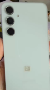 Điện thoại Samsung A35 5g 128gb . Cũ đẹp như mới 99% . Màu Xanh