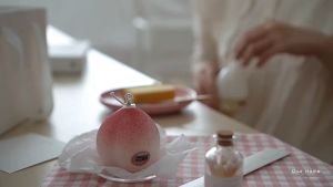 Peach scented candles birthday gift long-lasting room fragrance bedroom girl ornament