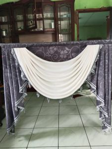 Poni Gorden Gelombang Spanyol Mewah Khusus Poni Saja