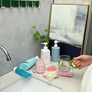 Portable Plastic Shower Caddy Bathroom Organizer Basket for Bathroom Dormitory Hanging Toiletry Storage Basket with Handle