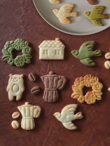 Japanese Style Cartoon Animal Cookies Bird Flower Ring Press Type Baking Molds Kitchen Tools for Baking DIY Pastries