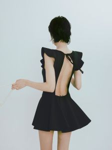 2025 New Womens One-Piece Swimsuit Casual Style Thermal Spring Belly Cover plus Size Girls Slimming Design Backless V-Neck