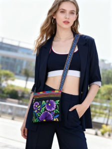 Double-Sided Embroidered Ethnic Style Crossbody Bag Womens Fabric Coin Purse Bus Card Large Capacity Shoulder Bag Handbag