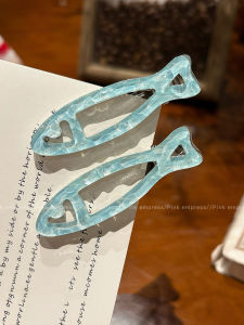PINK EMPRESS | Blue Transparent Fish Clip Front And Side Hairstyle Clips