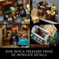 LEGO Icons 10332 Medieval Town Square (3304 Pieces). 