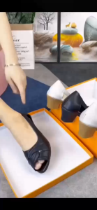 Fishmouth heel womens sandals genuine leather 2025 summer new soft sole comfortable hollow fashion mom shallow mouth single shoes