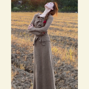 SHANGSHA | Feminine Luxury French Laid-back Style Elegant Camel Knit Dress