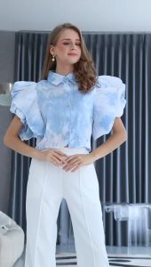 Blus Tangan Balon Motif: Atasan Wanita Trendy & Desain Unik